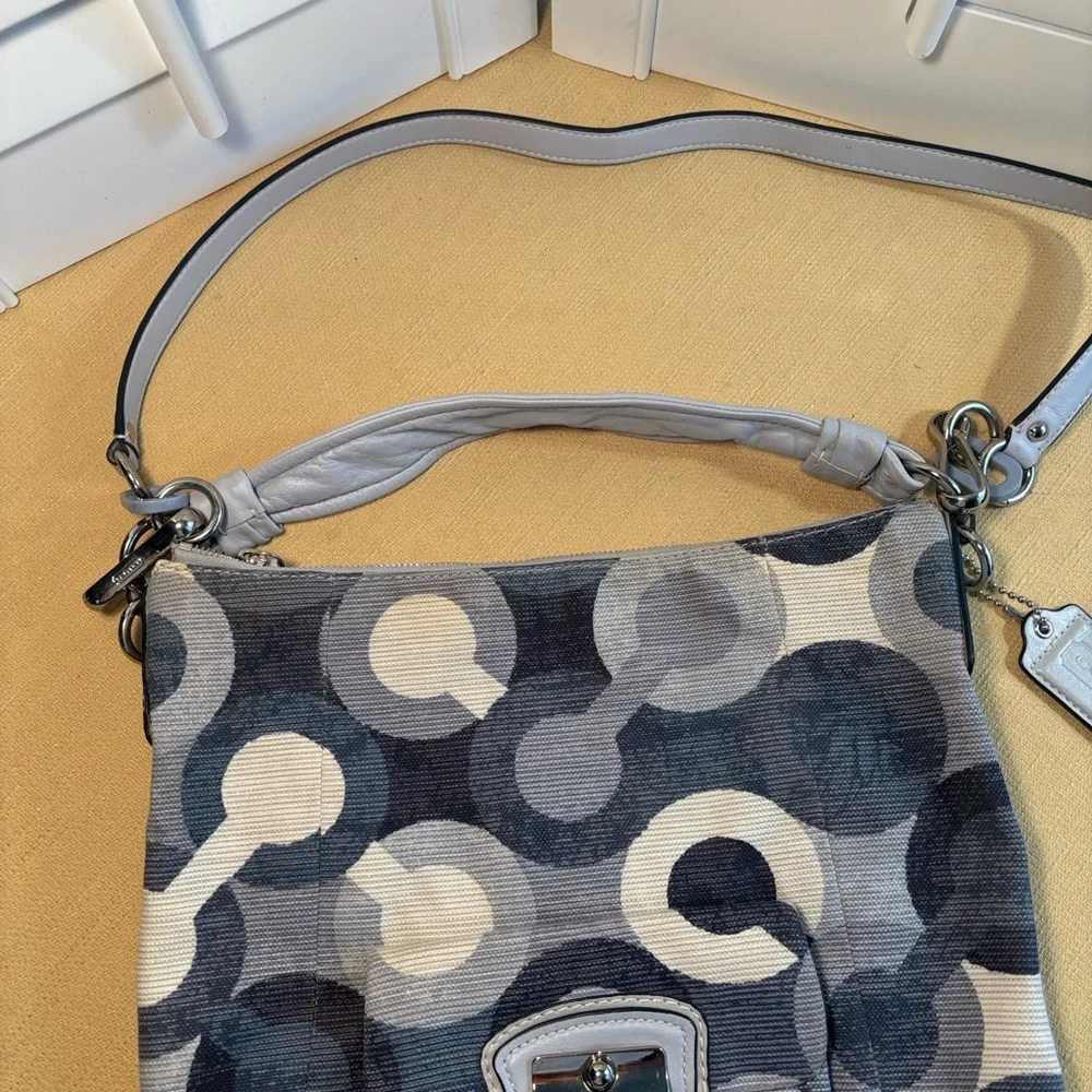 Coach Kristin Graphic Op Art Hobo #14860